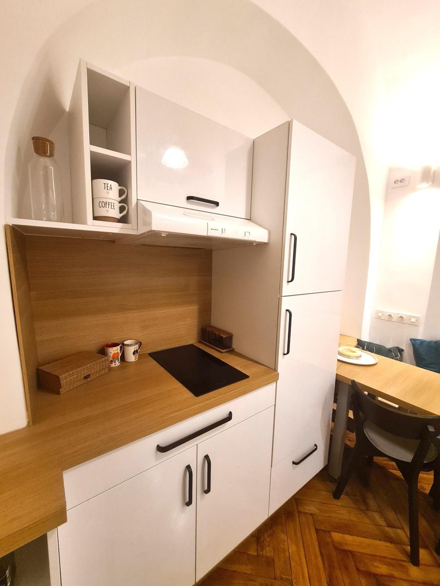 Appartamento Courtyard Center *